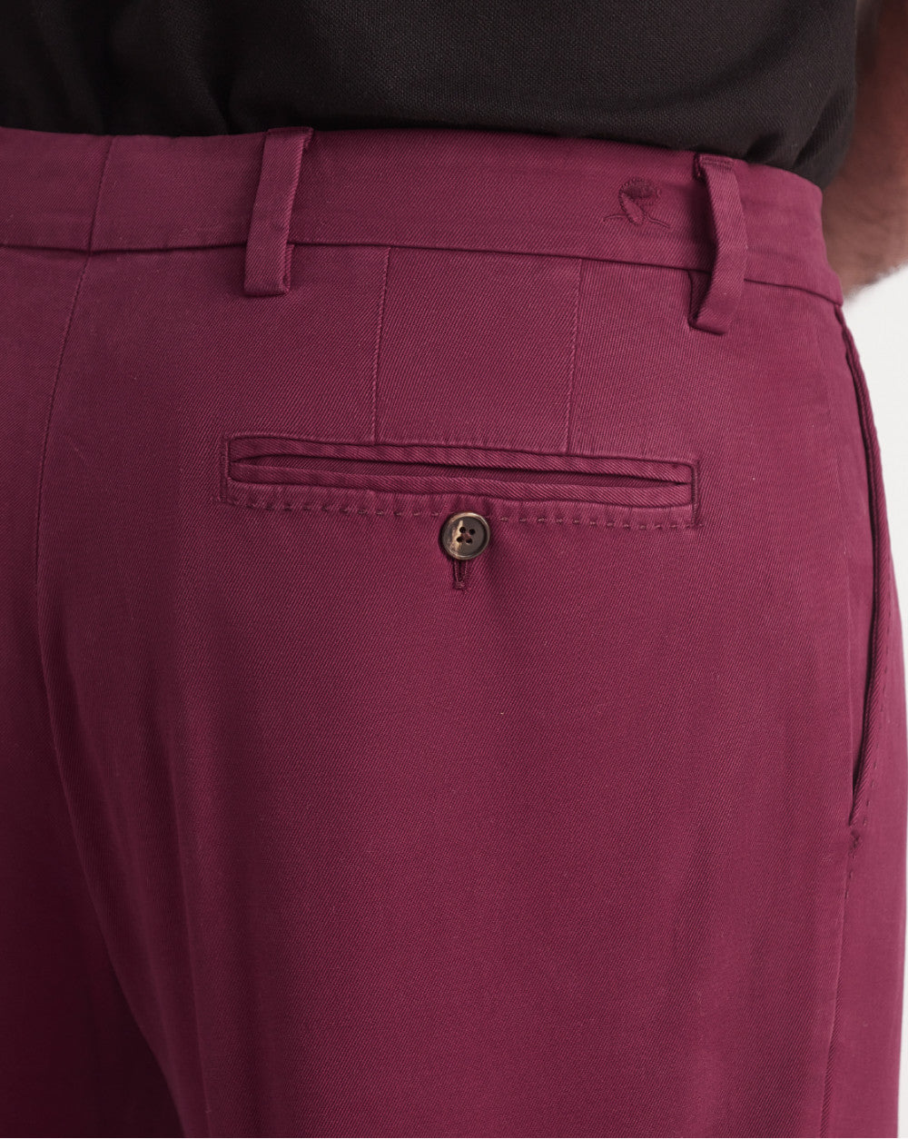 Single Pleated Relaxed Fit Garment Dyed - Maroon