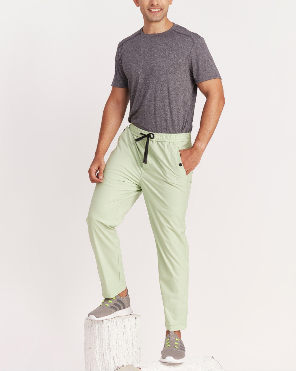 Slim Fit Performance Tech Joggers - Light Mint