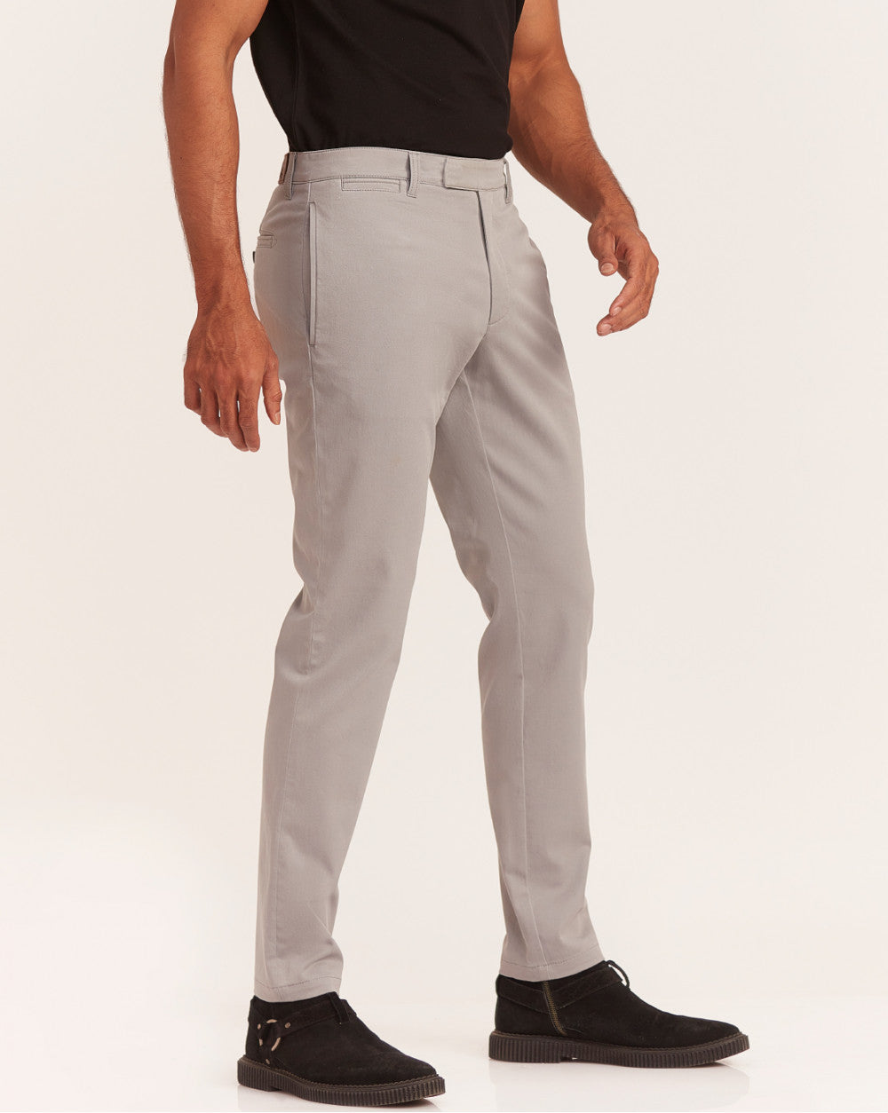 Tapered Fit Chinos With Straight Pockets - Grey