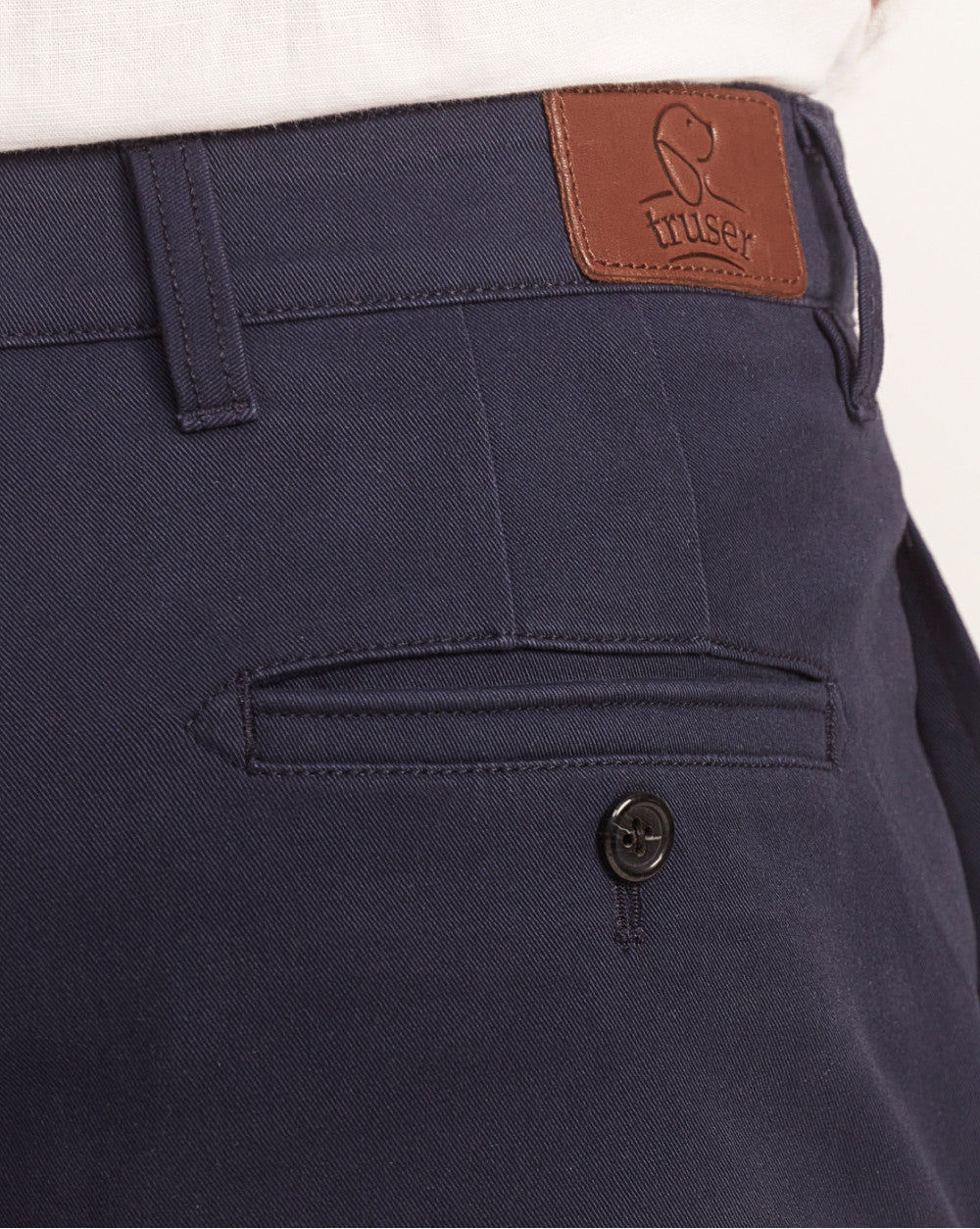 Tapered Fit Chinos With Straight Pockets - Navy