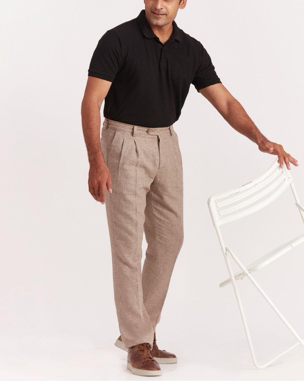 Double Pleated Relaxed Fit Trousers - Brown Oak