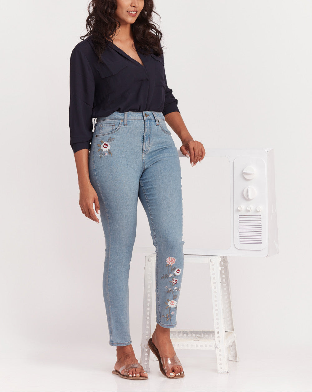 Skinny Fit, Floral Embroidered Jeans - Vapour Blue