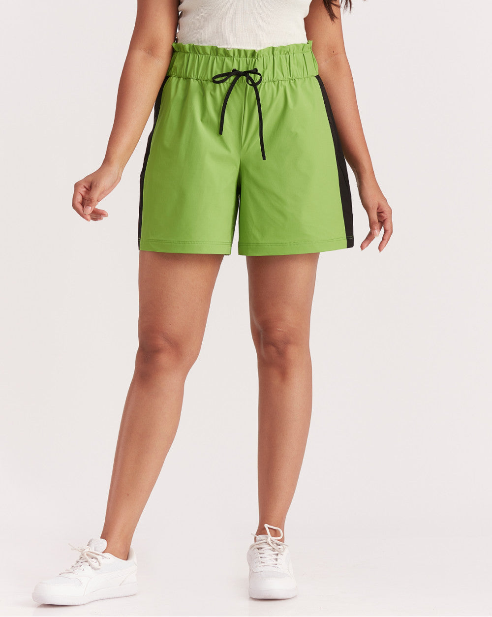 Mid Rise Tech Shorts - Cyber Green