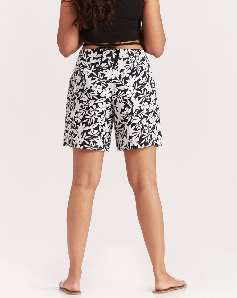 Mid Rise Floral Print Shorts - Black &amp; White Floral Print