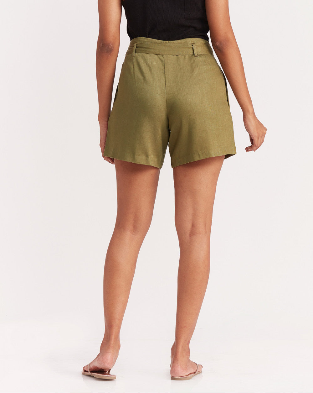 Mid Rise Paperbag Shorts In Tencel - Green Moss